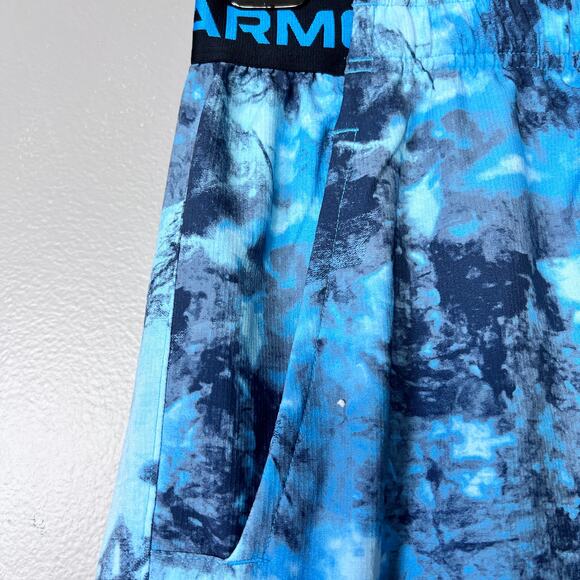 UNDER ARMOUR Men’s Shorts Medium Blue Black Tie Dye  Athletic Training Gym NWT - Picture 5 of 9